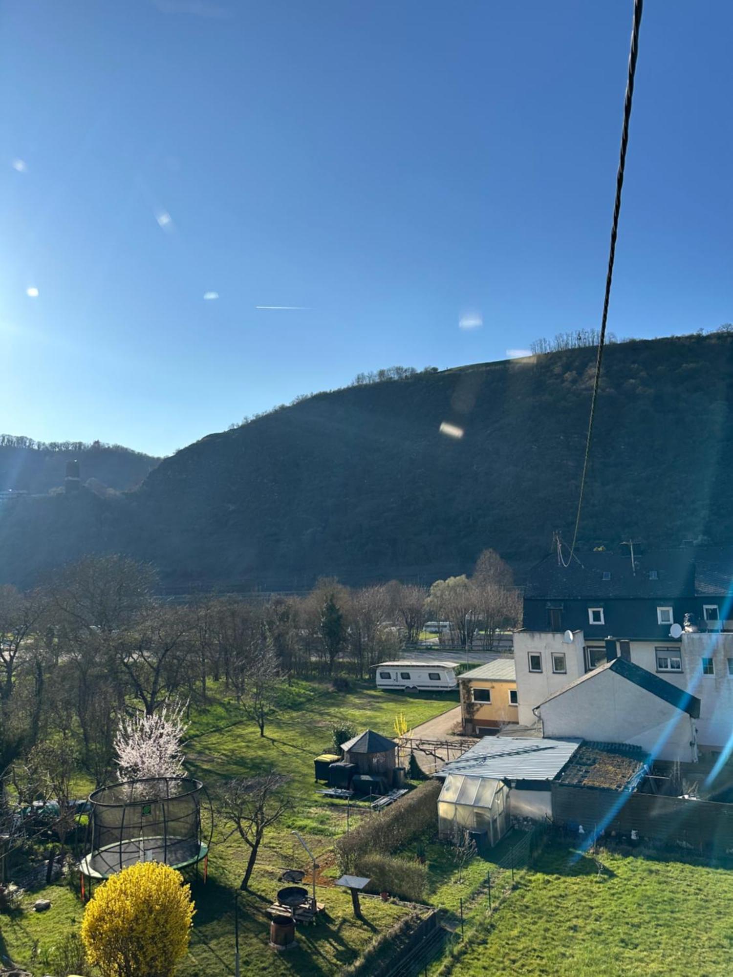 Ferienhaus Leopold Mit Burgblick An Der Mosel บัวร์เกน ภายนอก รูปภาพ